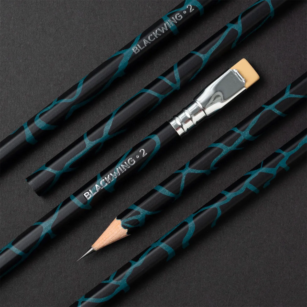 Blackwing Volume 2: The Light and Dark Pencil