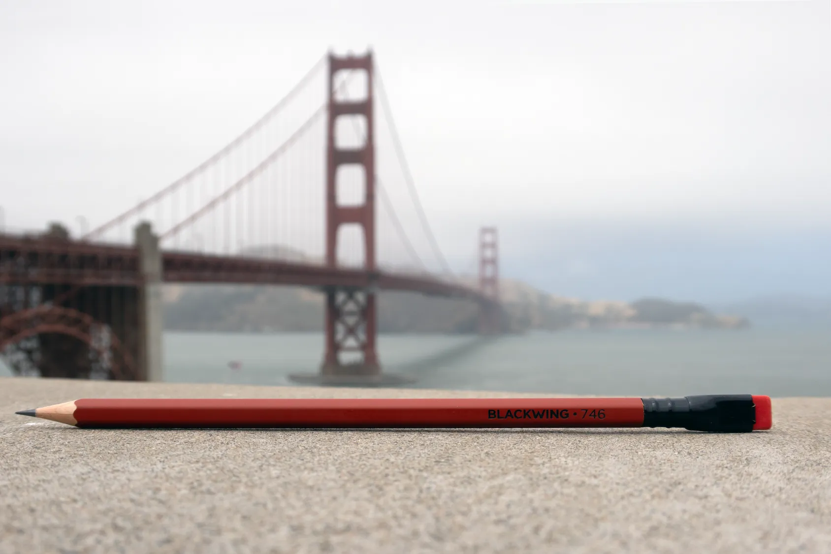 Blackwing Volume 746 - The Golden Gate Bridge Pencil - Set of 12