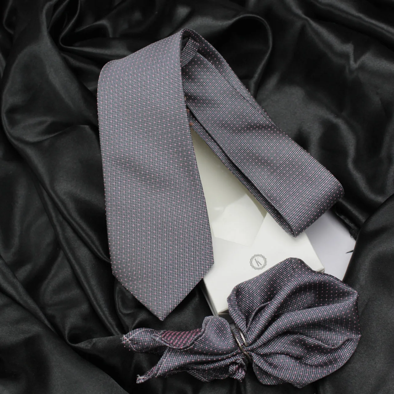 Kovove Gray Polka Dot Necktie and Pocket Square Gift Box