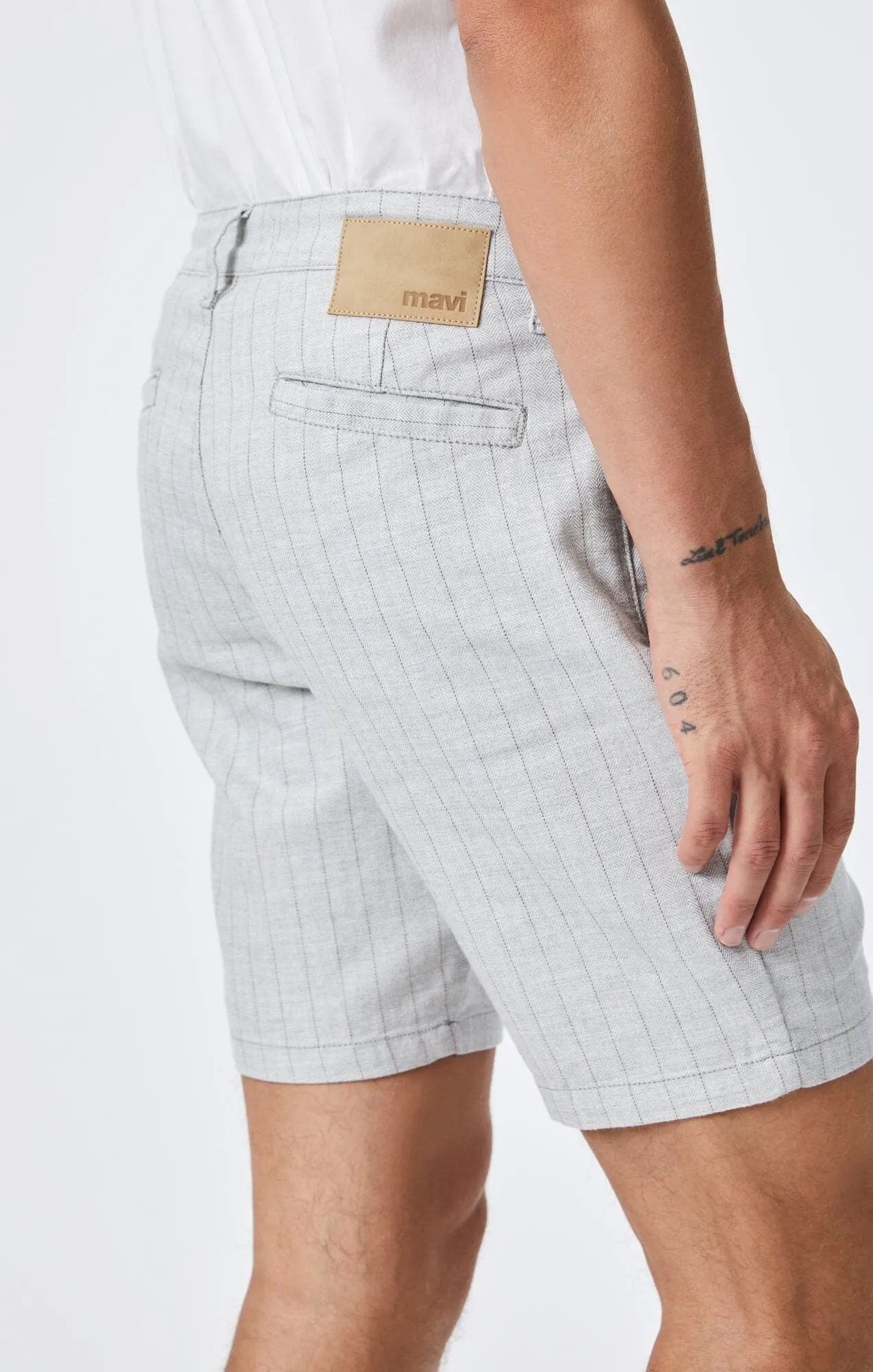 NOAH SHORTS IN GREY STRIPE LINEN