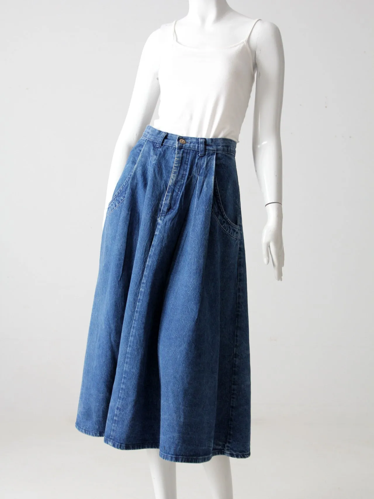 vintage 80s denim skirt by Cherokee