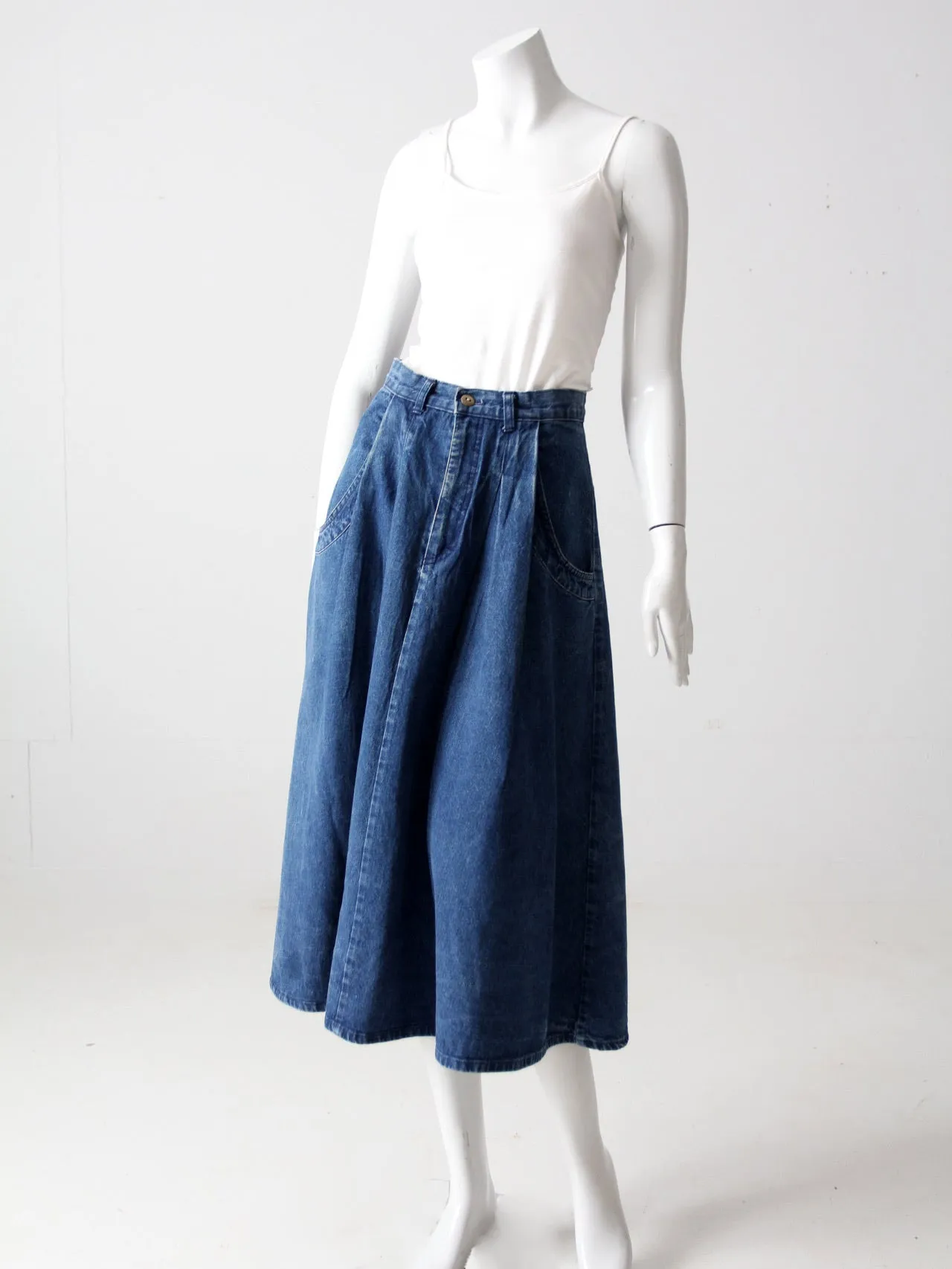 vintage 80s denim skirt by Cherokee